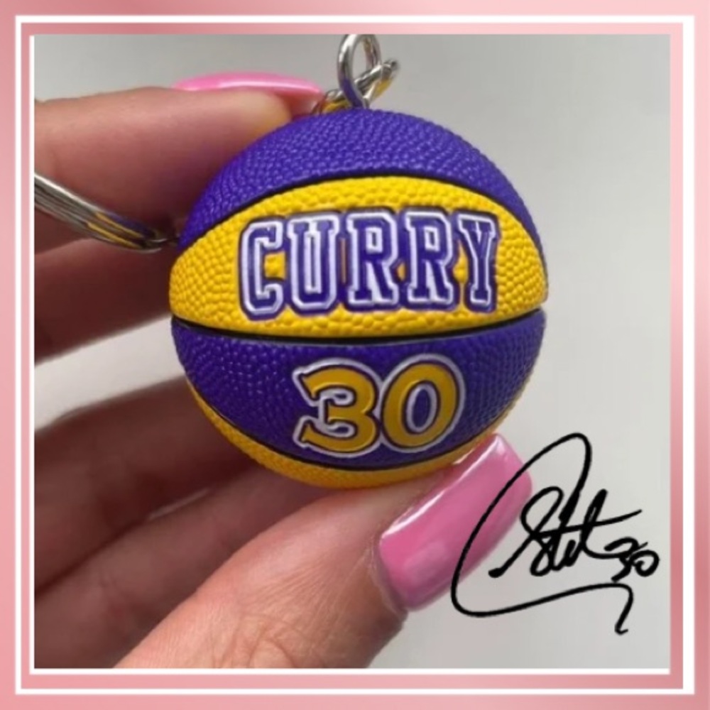 Stephen Curry #30 Basketball 🏀 Keychain